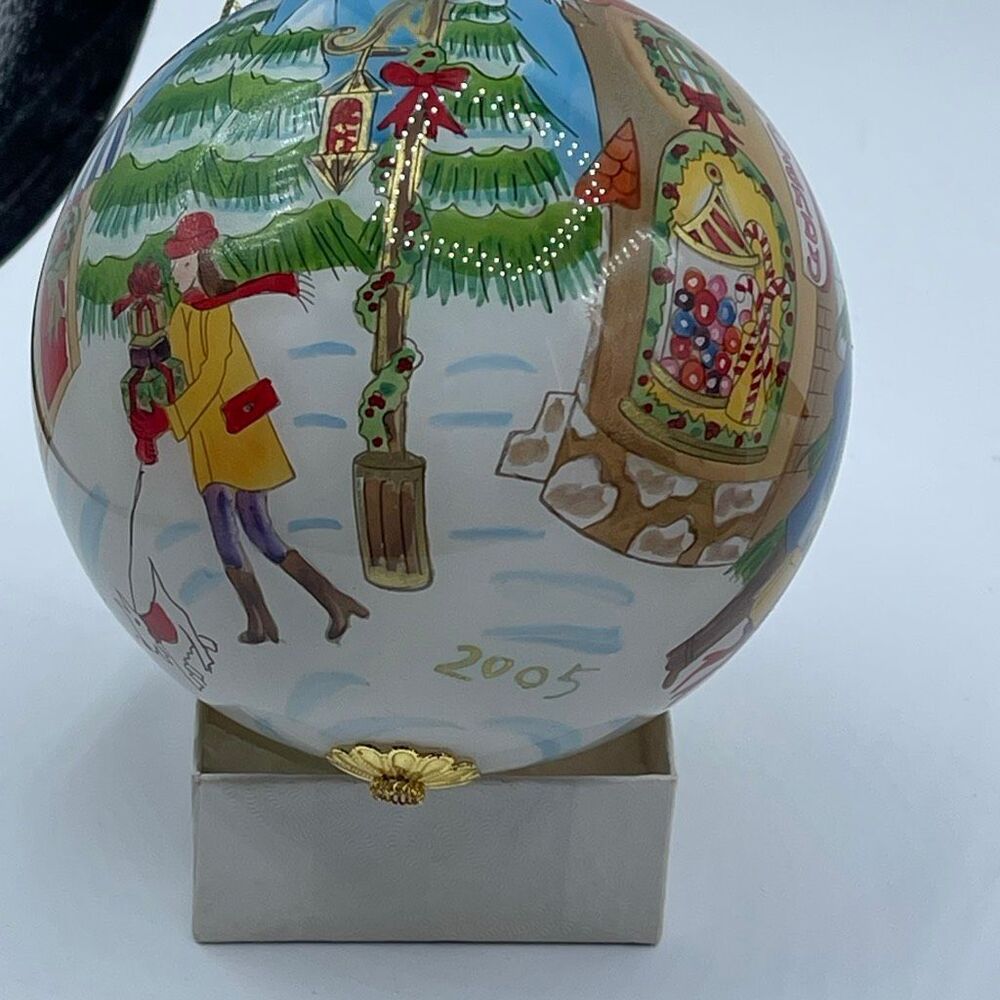 Vintage 2005 Pier 1 Li Bien toy shopping large glass ornament.